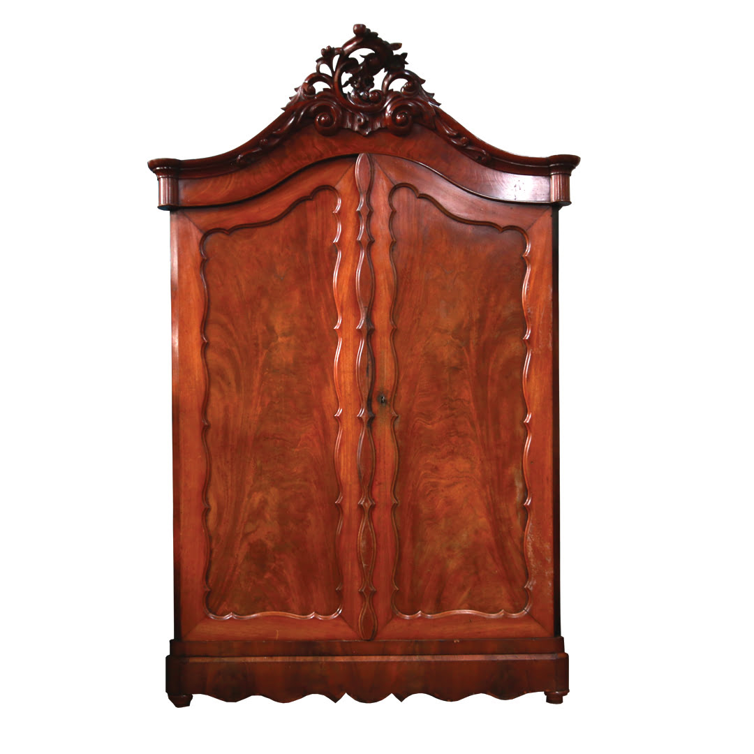 Armoire with crown
