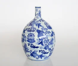 Blue and white gold fish porcelain vase