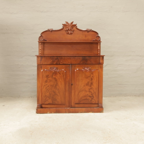 Victorian mahogany chiffonier