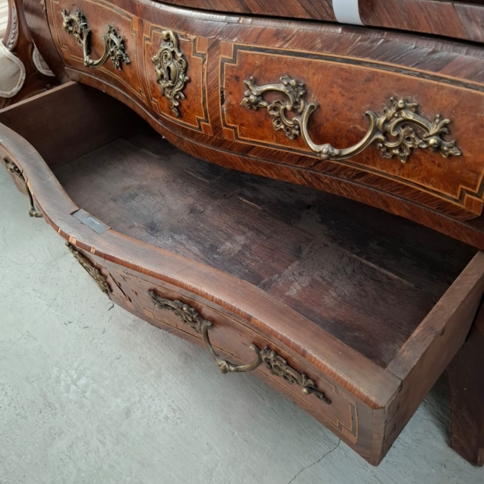 Louis XV style Bombe - Image 7