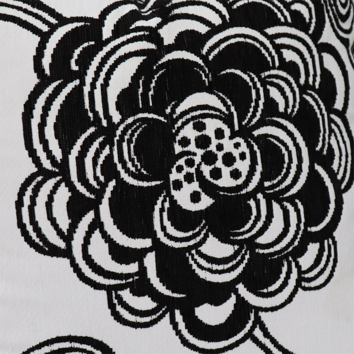 Black and White Bloom - Image 3