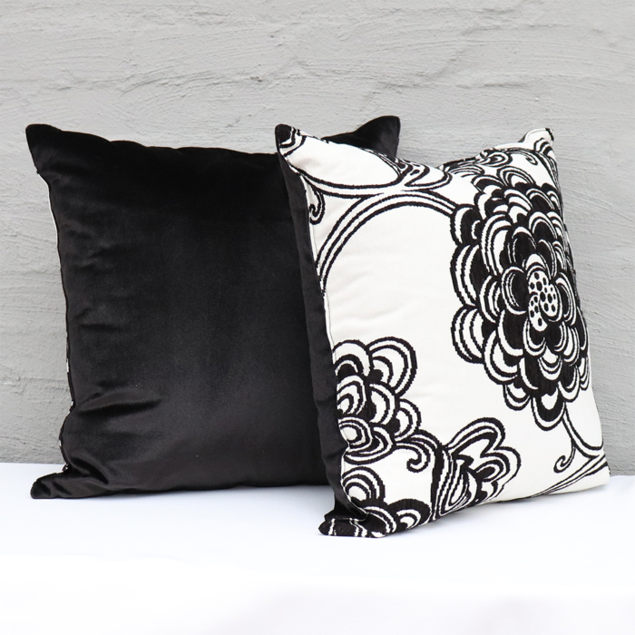 Black and White Bloom - Image 2