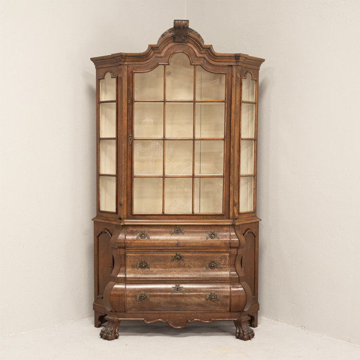 Dutch Bombe Display Cabinet