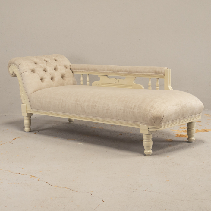 Chaise Lounge - Image 2