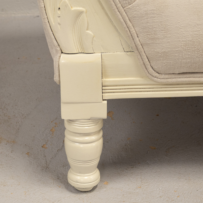 Chaise Lounge - Image 7