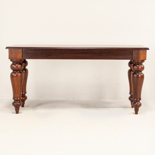 Mahogany Server