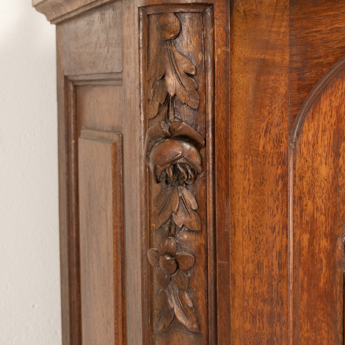 French wall Display Cabinet - Image 6