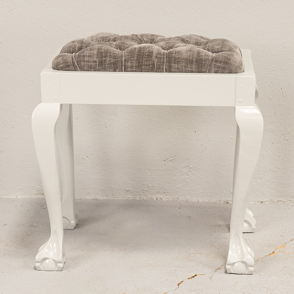Dressing table stool woven