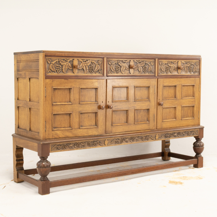Oak Carved Sideboard - Image 2