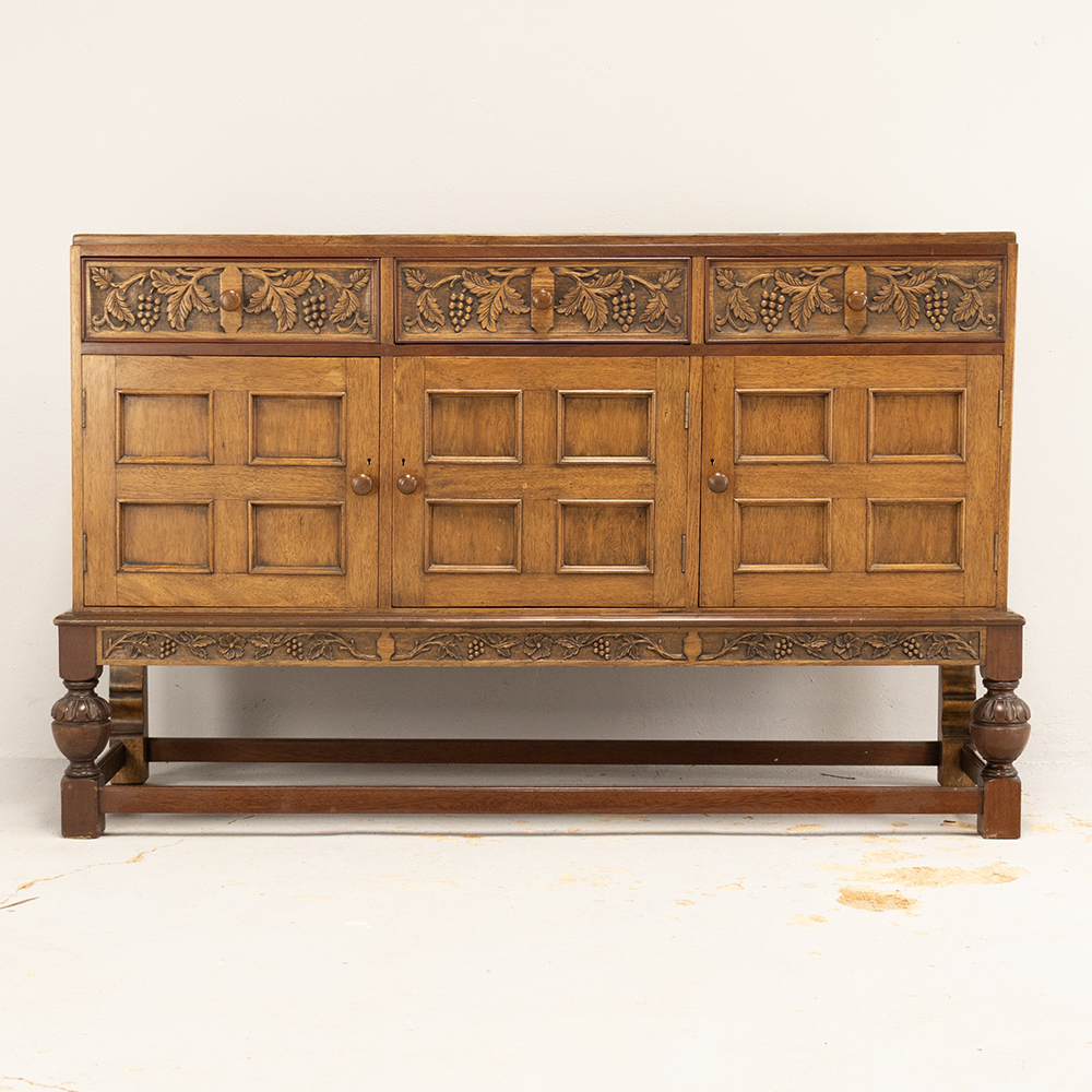 Grapevine Oak Sideboard