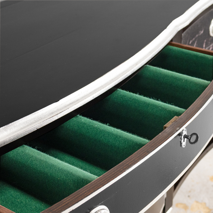 Artistic Sideboard - Image 4
