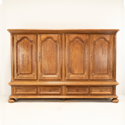 Large Oak Cabinet