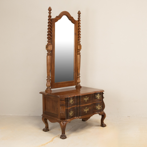 Cape Cheval Mirror