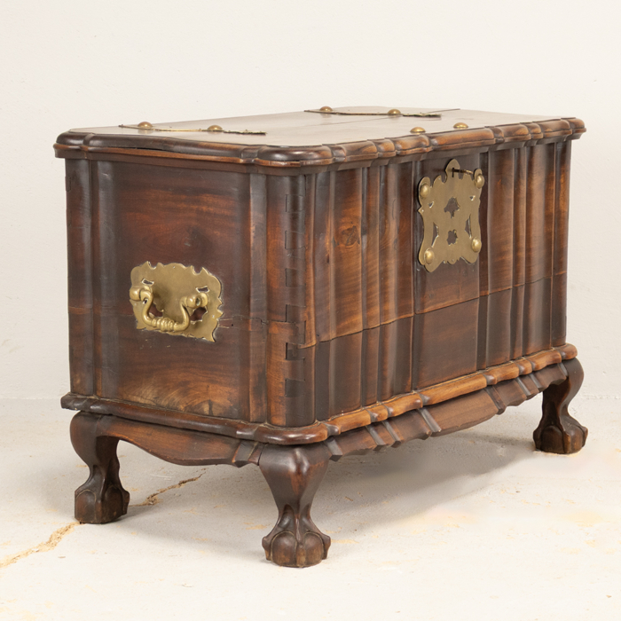 Heavy Brass Mounted Stinkwood Chest - Image 2