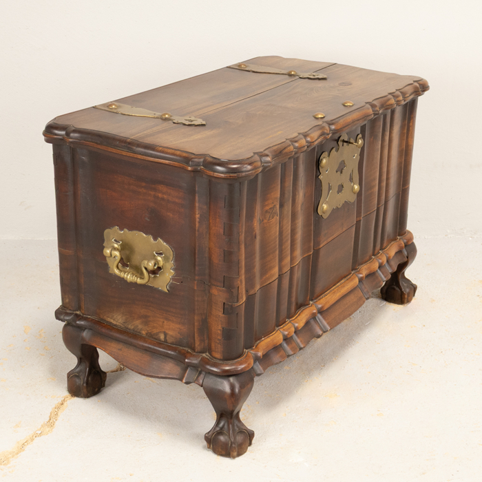 Heavy Brass Mounted Stinkwood Chest - Image 3