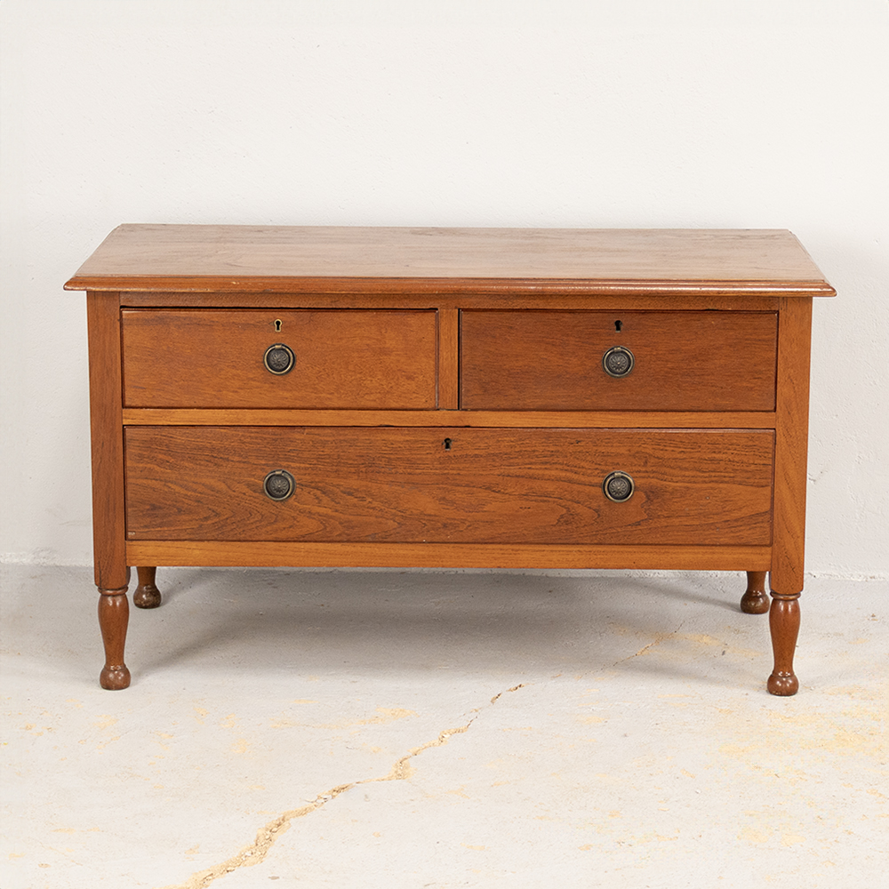 Oak Low Chest of Drawers
