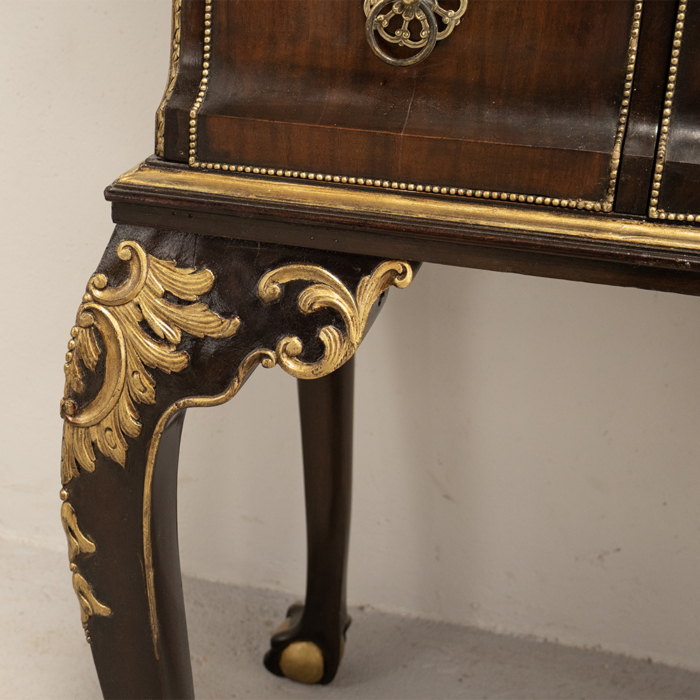 Regal Empire Display Cabinet - Image 8