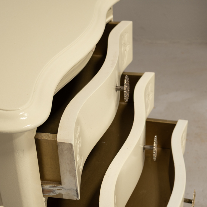 French Style Headboard and Pedestals - Image 8