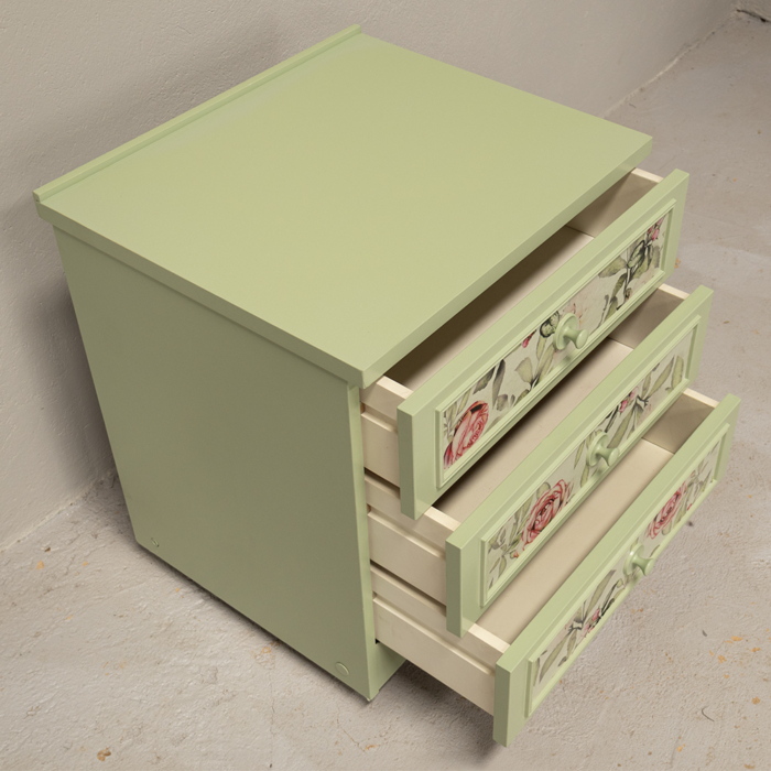 Pedestals on Wheels - Image 3