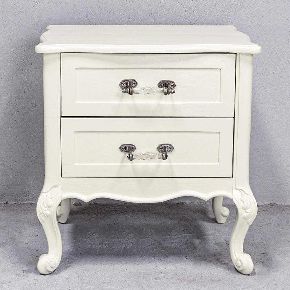 Single queen anne style pedestal
