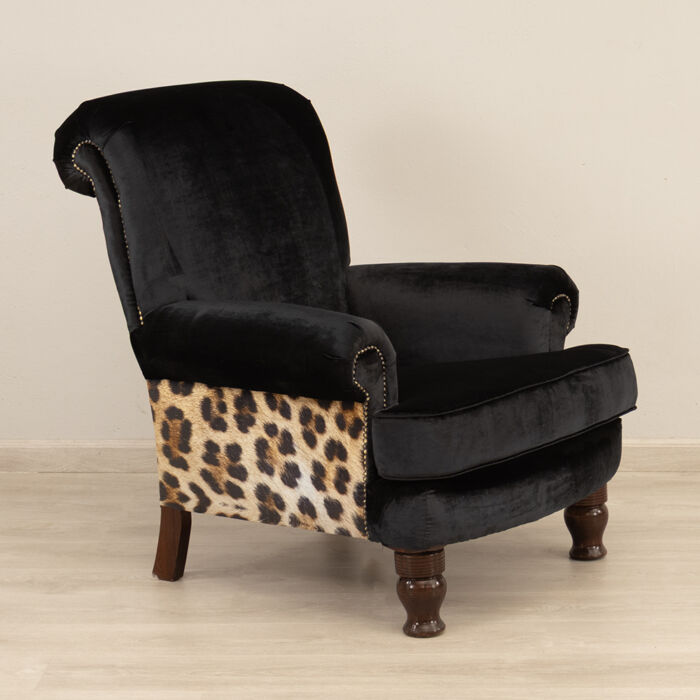 Scroll back armchair