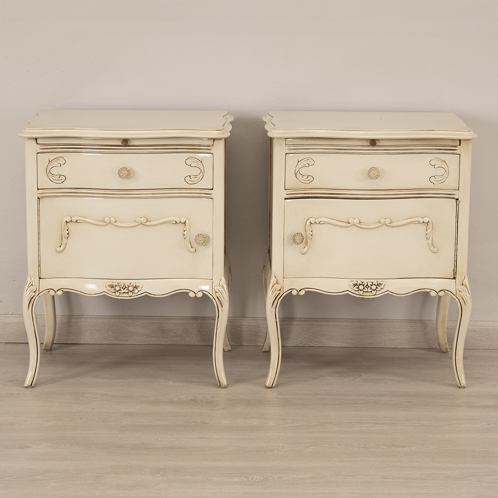 French Style Headboard and Pedestals - Image 5