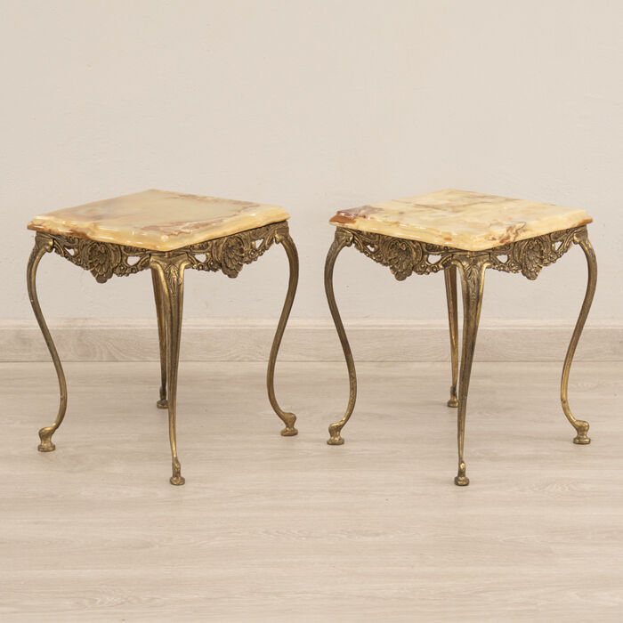 Pair of Onyx Side Tables - Image 2