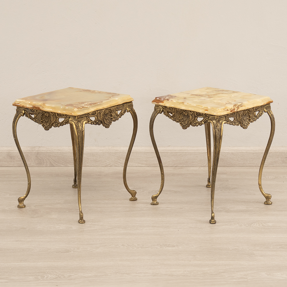 Pair of Onyx Side Tables - Image 2