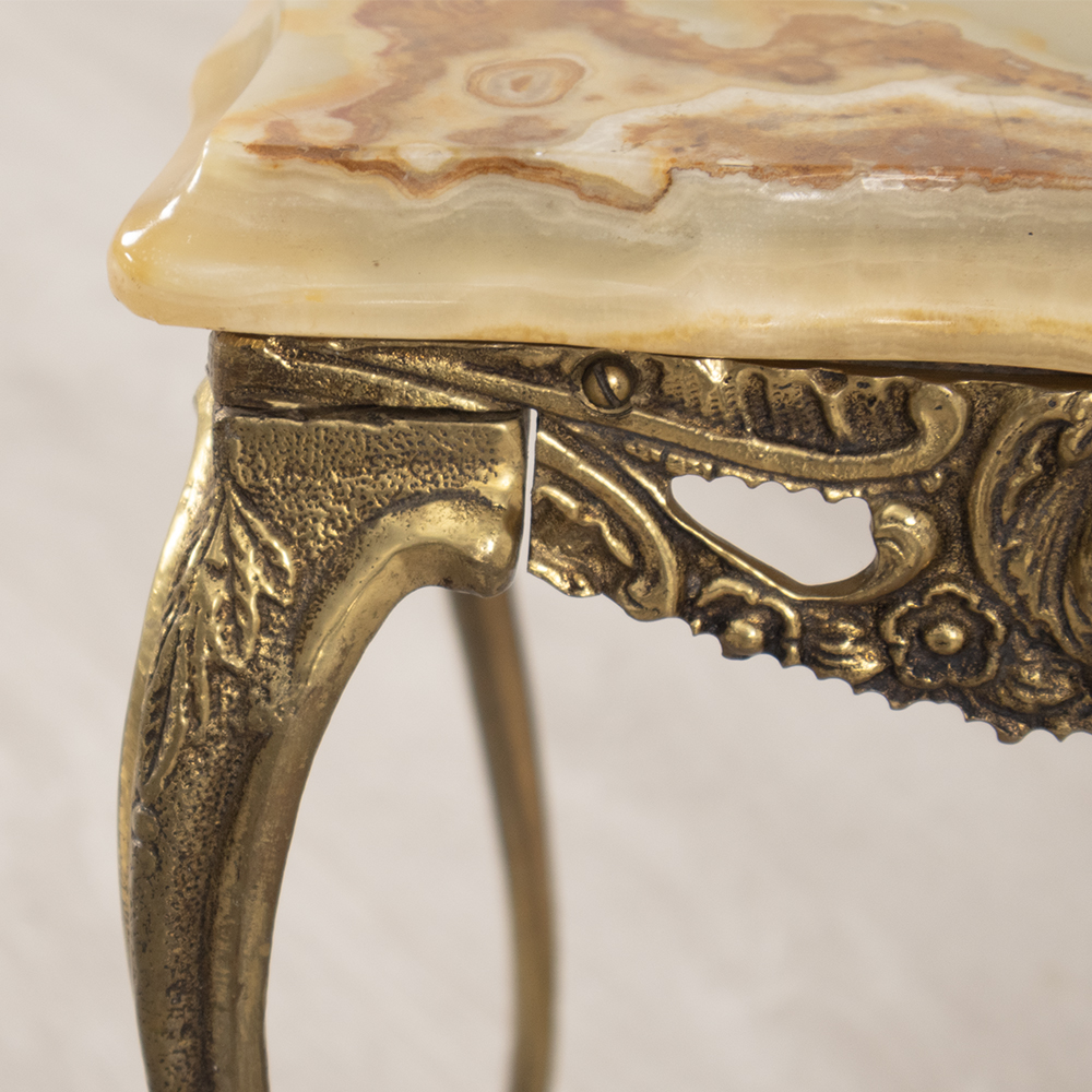 Pair of Onyx Side Tables - Image 4