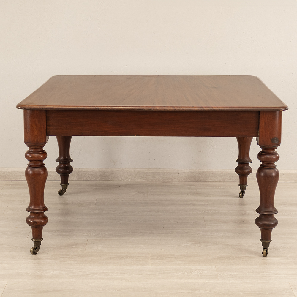 Victorian Mahogany Dining Table - Image 2