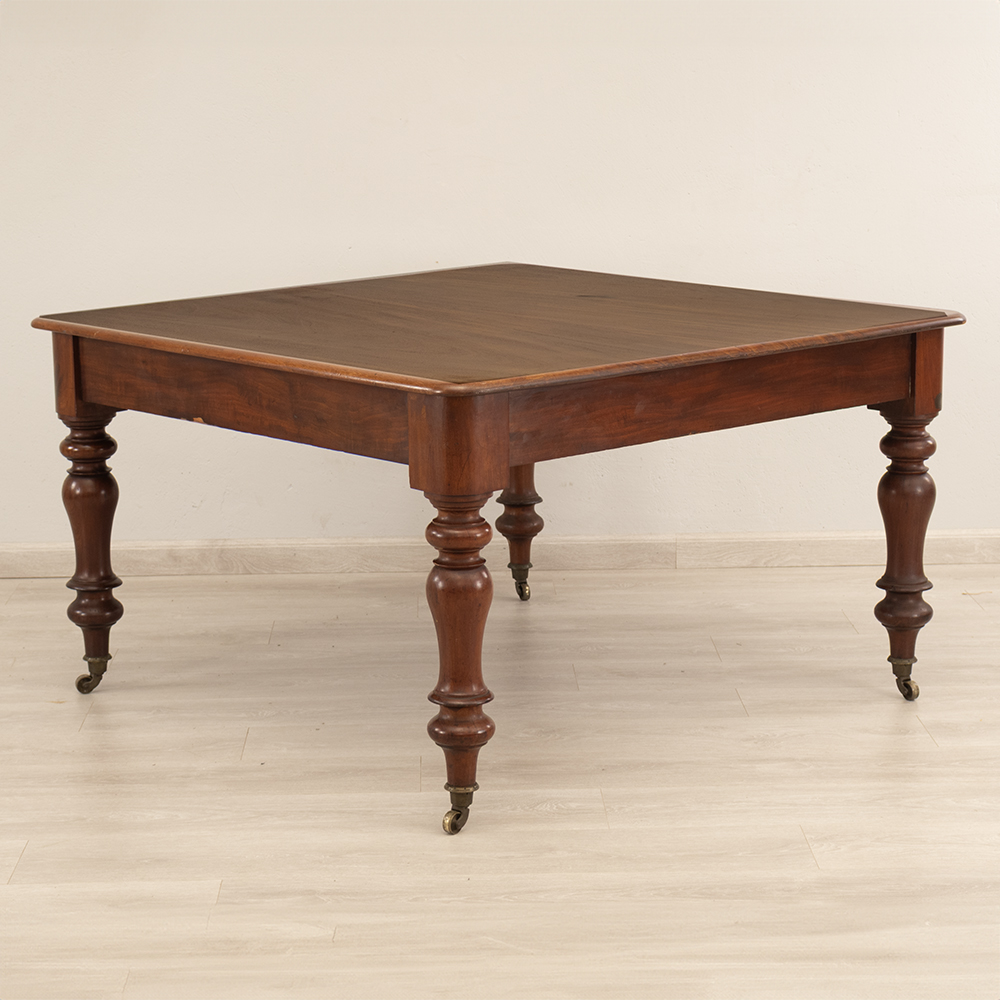 Victorian Mahogany Dining Table - Image 3