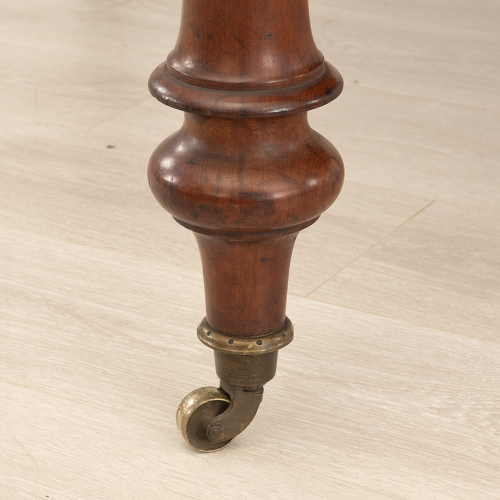 Victorian Mahogany Dining Table - Image 6
