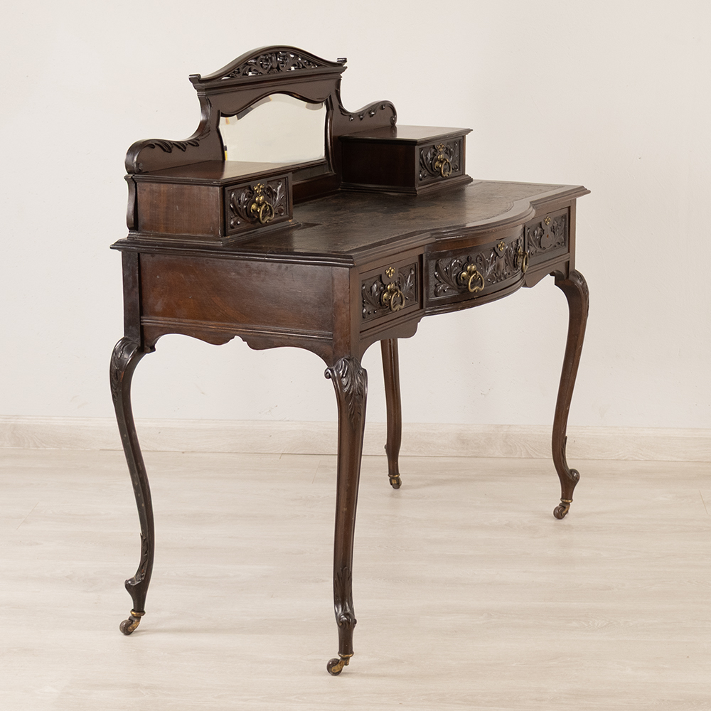 Bonheur Du Jour Ladies Desk - Image 2