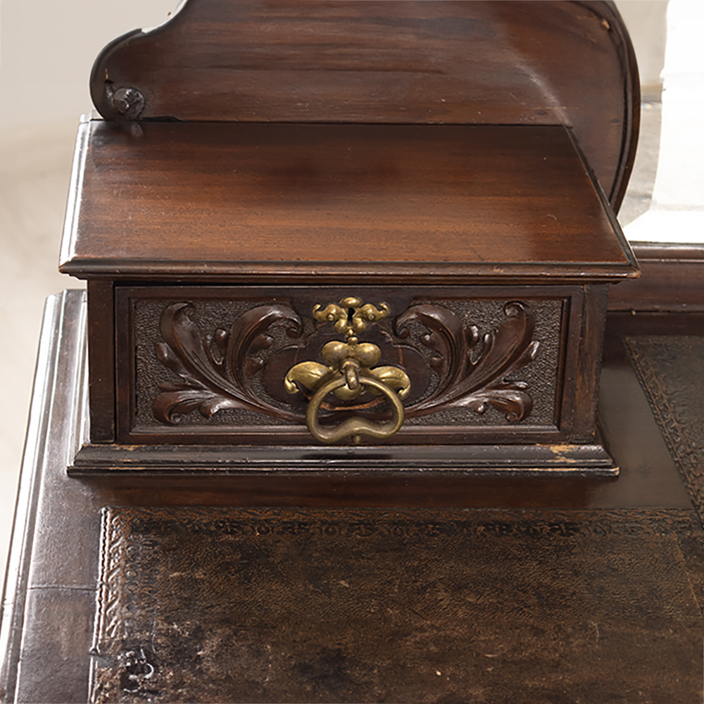Bonheur Du Jour Ladies Desk - Image 4