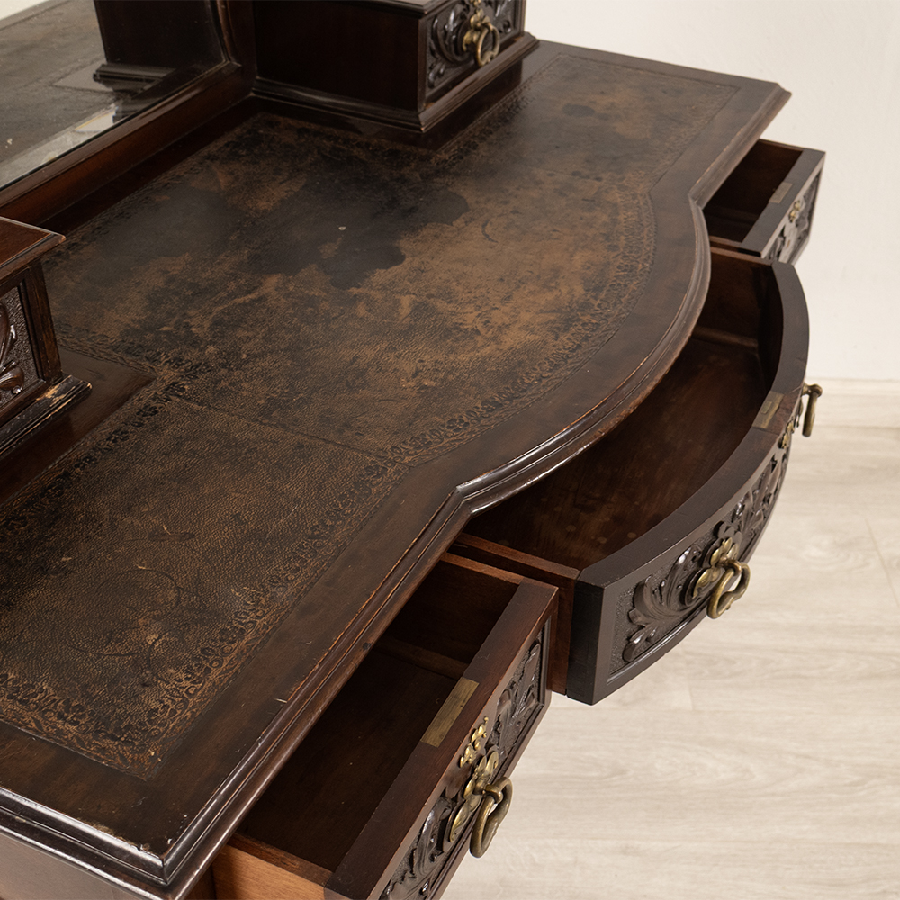 Bonheur Du Jour Ladies Desk - Image 7