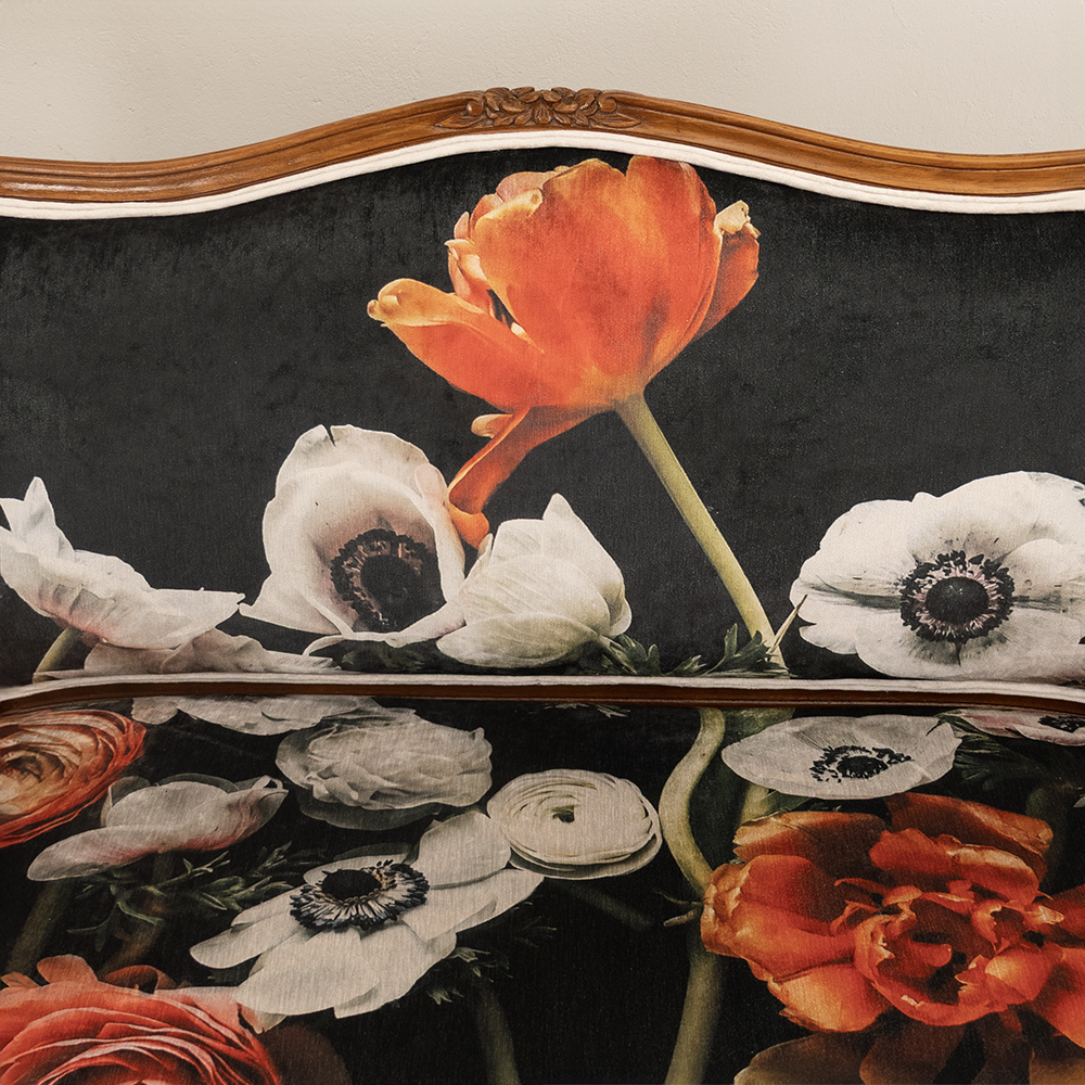 French Floral Settee - Image 5