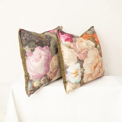 Vintage Floral Scatters