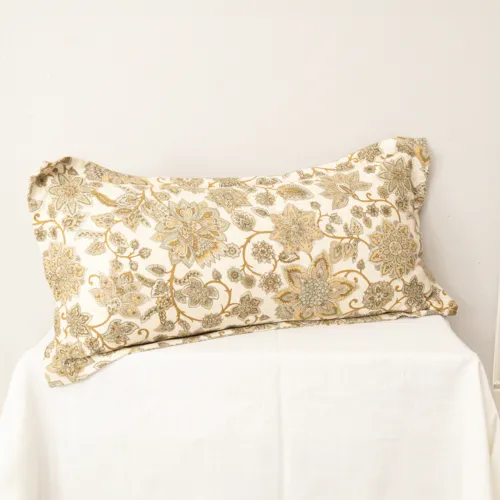 Luxury Cream Decor Scatter