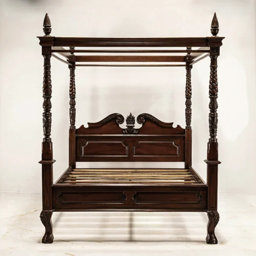 Four poster king bed