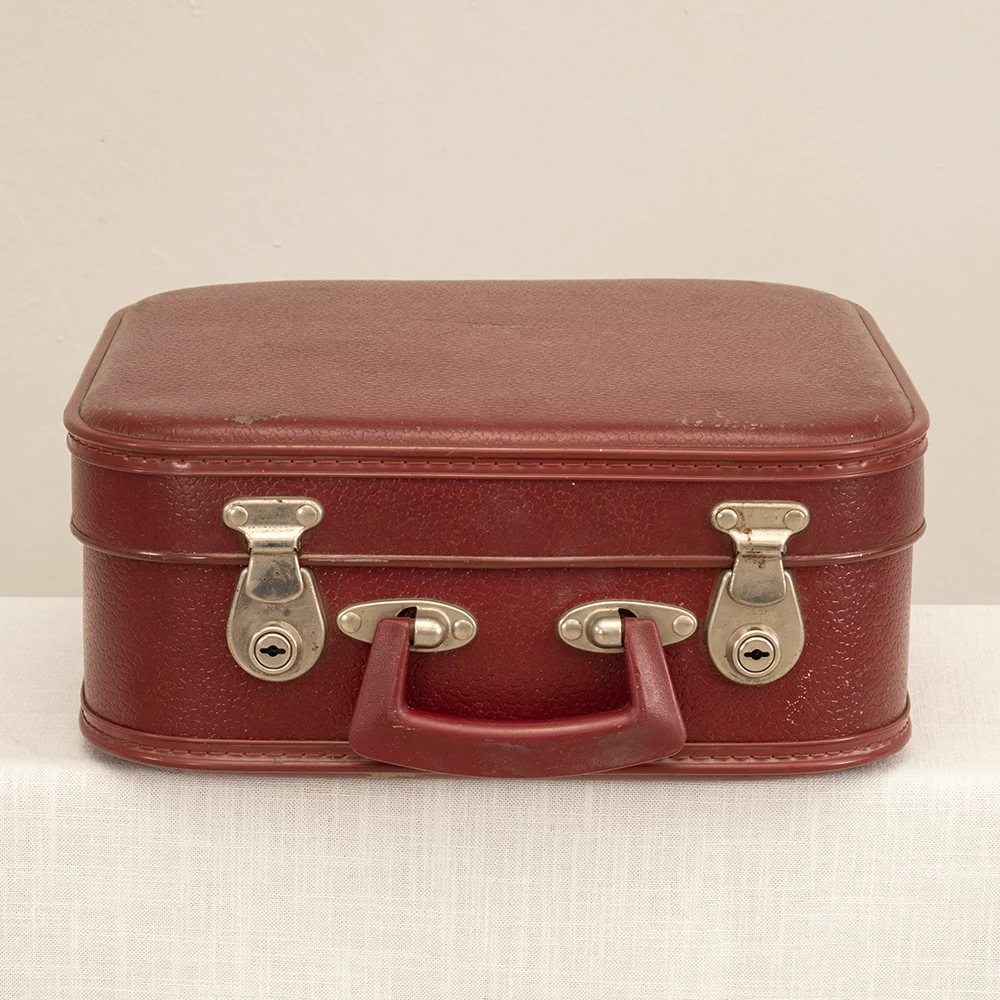 Vintage Red Vanity Case - Image 2