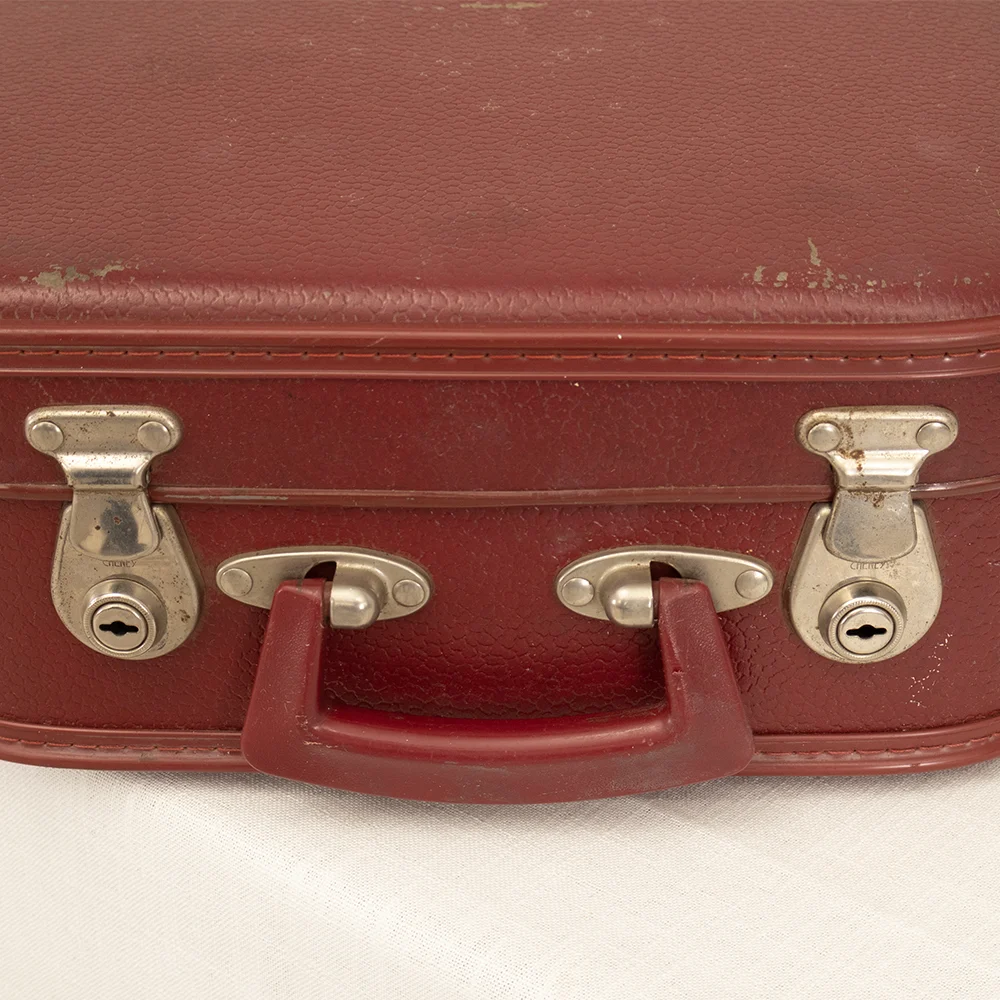 Vintage Red Vanity Case - Image 3